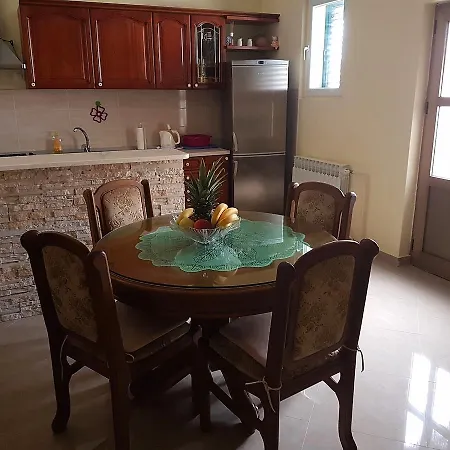 Apartments Rada Biograd Na Moru Buitenkant foto